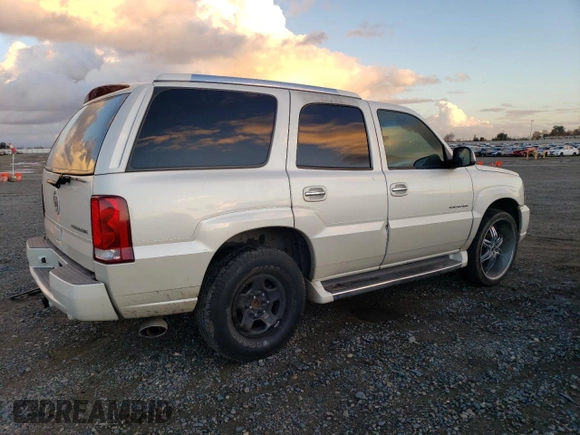 2004 Cadillac Escalade with VIN 1GYEK63N64R200175, listed as a Copart auction lot 86566364 with Not provided miles and Salvage title. Bid and sale history available at DreamBid. Image 3.