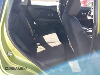 2015 Kia Soul with VIN KNDJN2A22F7816743, listed as a IAAI auction lot 41834023 with 133,522 mi miles. Bid and sale history available at carsss.com. Image 8.
