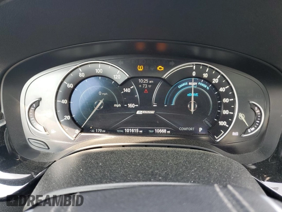 2018 BMW 5 Series 530e xDrive z VIN WBAJB1C52JG623900, wystawiony jako Copart lot #58125105 z przebiegiem 101 615 mil mil oraz Szkoda całkowita • Salvage title. Historia ofert i sprzedaży dostępna na DreamBid. Obrazek 9.