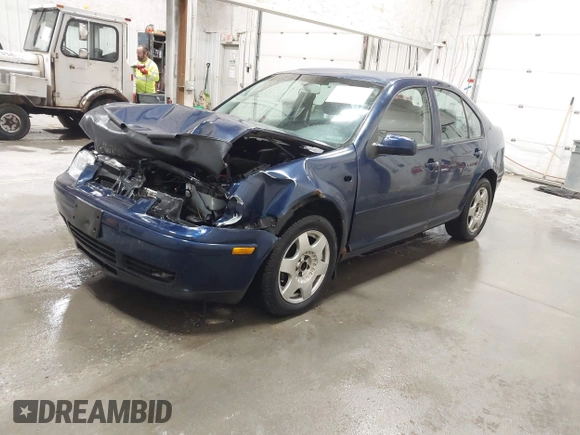 2002 Volkswagen Jetta GLS with VIN 3VWSP69M92M051796, listed as a IAAI auction lot 42034446 with 447,940 mi miles and . Bid and sale history available at DreamBid. Image 2.