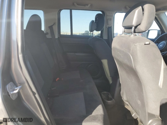 2014 Jeep Patriot Sport with VIN 1C4NJPBA1ED602262, listed as a Copart auction lot 49921605 with 165,828 mi miles and Salvage Title. Bid and sale history available at carsss.com. Image 11.