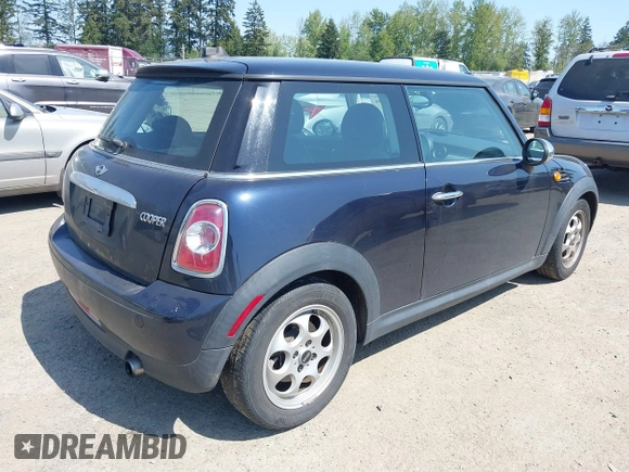 2013 MINI Cooper Hardtop with VIN WMWSU3C56DT679117, listed as a IAAI auction lot 42105896 with 75,523 mi miles. Bid and sale history available at carsss.com. Image 4.