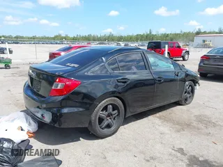 2012 Honda Civic LX z VIN 2HGFB2F56CH562876, wystawiony jako IAAI lot #42199782 z przebiegiem 205 297 mil mil oraz . Historia ofert i sprzedaży dostępna na DreamBid. Obrazek 4.