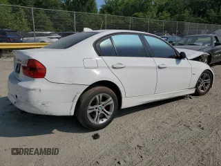 2008 BMW 3 Series 328xi with VIN WBAVC93558K043660, listed as a Copart auction lot 58417795 with Not provided miles and Salvage title. Bid and sale history available at DreamBid. Image 3.