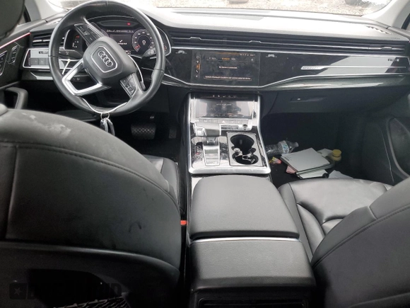 2020 Audi Q7 Premium with VIN WA1AJAF78LD011590, listed as a Copart auction lot 57129915 with 75,401 mi miles and Salvage title. Bid and sale history available at DreamBid. Image 8.