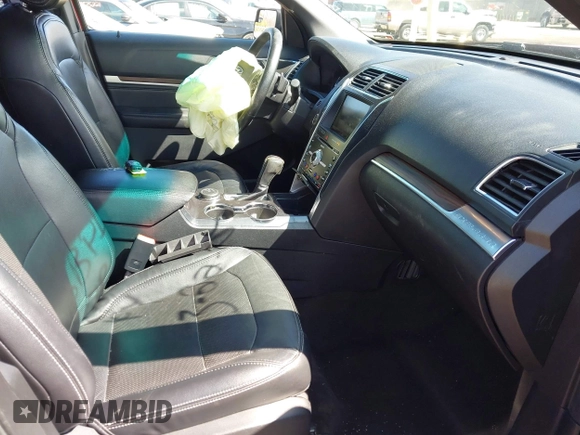 2016 Ford Explorer Limited with VIN 1FM5K8F83GGC15459, listed as a IAAI auction lot 41889025 with 164,174 mi miles. Bid and sale history available at carsss.com. Image 5.
