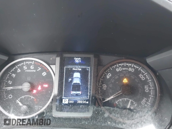 2021 Toyota Tacoma SR z VIN 3TMCZ5AN3MM374132, wystawiony jako IAAI lot #42068562 z przebiegiem 38 654 mil mil oraz . Historia ofert i sprzedaży dostępna na DreamBid. Obrazek 7.