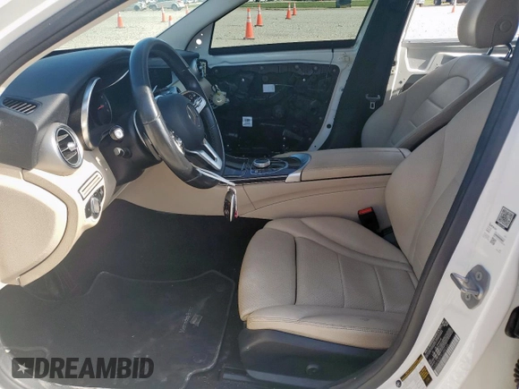 2019 Mercedes-Benz C 300 with VIN 55SWF8DB7KU289125, listed as a Copart auction lot 60836135 with 98,776 mi miles and Salvage title. Bid and sale history available at DreamBid. Image 7.