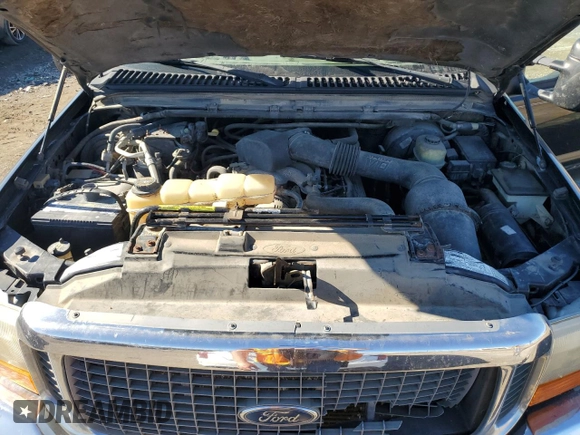 2000 Ford Excursion XLT z VIN 1FMNU41S8YED20078, wystawiony jako Copart lot #80432034 z przebiegiem 233 385 mil mil oraz Szkoda całkowita • Salvage title. Historia ofert i sprzedaży dostępna na DreamBid. Obrazek 12.