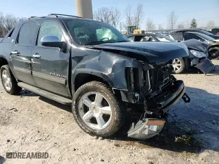 2013 Chevrolet Avalanche LT with VIN 3GNTKFE76DG249346, listed as a Copart auction lot 48689005 with 102,289 mi miles and Clean Title. Bid and sale history available at carsss.com. Image 13.
