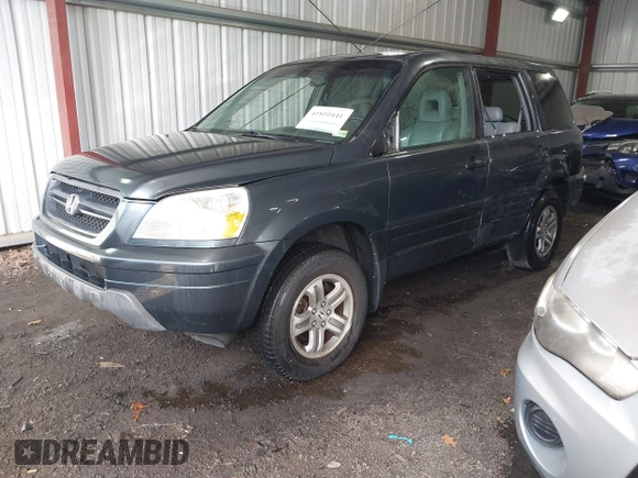 2005 Honda Pilot EX-L with VIN 5FNYF18505B040501, listed as a IAAI auction lot 41810441 with 237,369 mi miles. Bid and sale history available at carsss.com. Image 2.