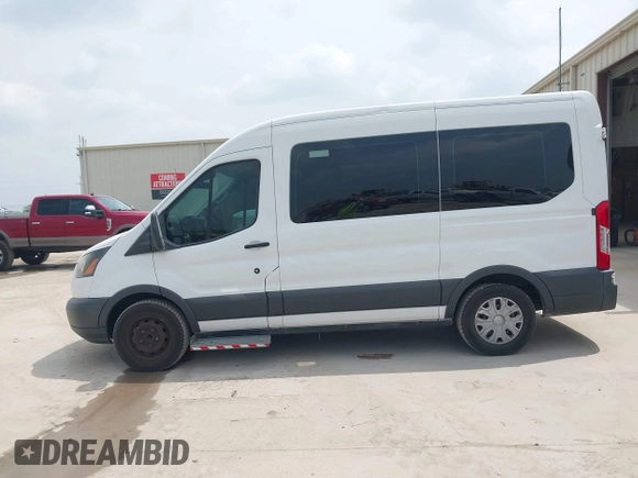2018 Ford Transit Passenger XL с VIN 1FMZK1CM2JKA97533, выставлен на аукционе IAAI как лот 41908958 с пробегом 204 540 миль миль и . История ставок и продаж доступна на DreamBid. Изображение 14.