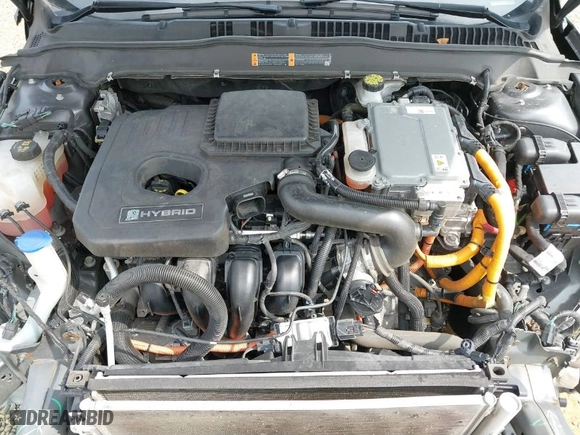 2020 Ford Fusion Hybrid Titanium with VIN 3FA6P0RU0LR141494, listed as a IAAI auction lot 39967898 with 88,152 mi miles. Bid and sale history available at carsss.com. Image 10.