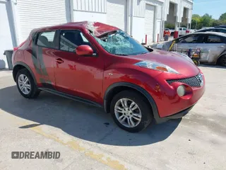 2013 Nissan Juke S with VIN JN8AF5MR6DT217750, listed as a IAAI auction lot 41843584 with 131,133 mi miles. Bid and sale history available at carsss.com. Image 1.