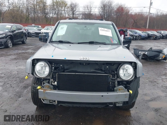 2015 Jeep Patriot High Altitude with VIN 1C4NJRFB2FD292056, listed as a IAAI auction lot 42016017 with 80,462 mi miles and . Bid and sale history available at carsss.com. Image 13.