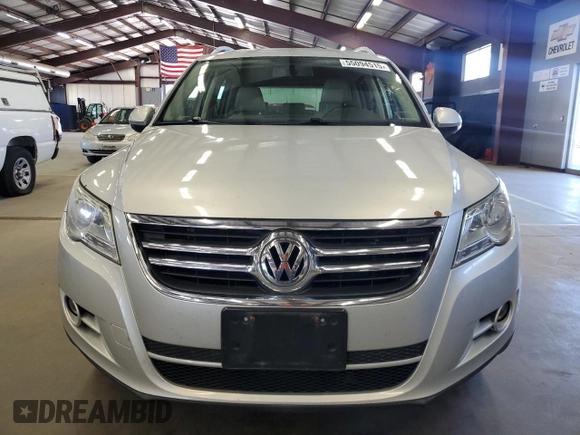 2011 Volkswagen Tiguan SE with VIN WVGBV7AX1BW519102, listed as a Copart auction lot 55094515 with 134,248 mi miles and Clean Title. Bid and sale history available at DreamBid. Image 5.
