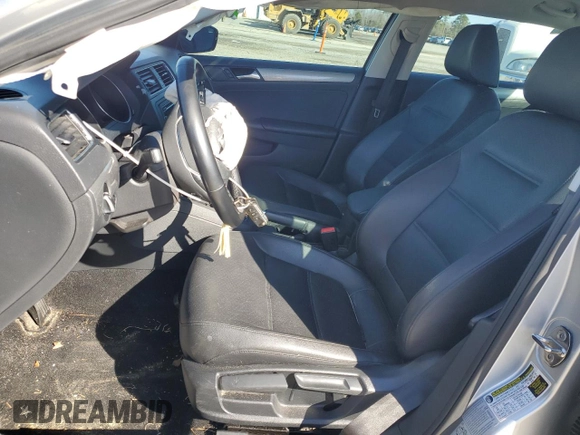 2015 Volkswagen Jetta Sedan 1.8T SE with VIN 3VWD07AJ7FM301515, listed as a Copart auction lot 42829825 with 91,342 mi miles and Salvage Title. Bid and sale history available at carsss.com. Image 7.