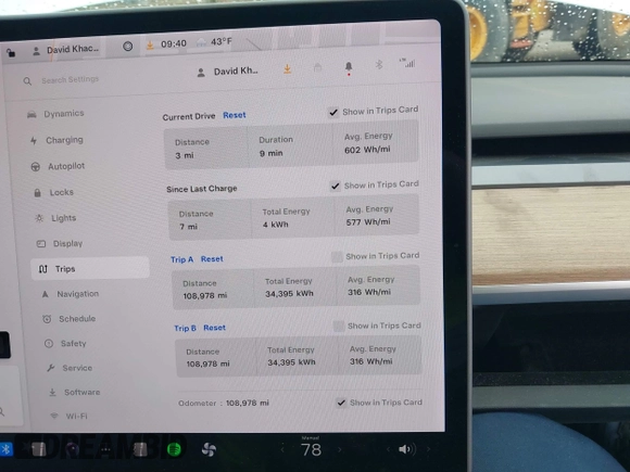2020 Tesla Model Y Long Range with VIN 5YJYGDEE2LF022484, listed as a IAAI auction lot 41798662 with 108,978 mi miles and . Bid and sale history available at DreamBid. Image 7.