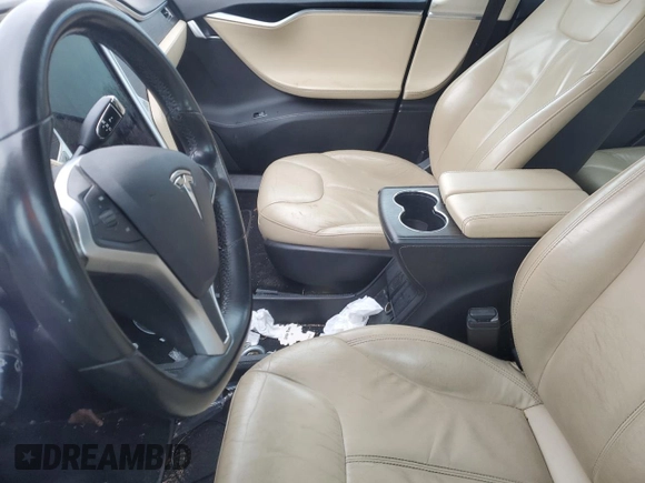 2014 Tesla Model S 60 with VIN 5YJSA1H18EFP45810, listed as a Copart auction lot 86313244 with Not Provided miles and Salvage Title. Bid and sale history available at DreamBid. Image 7.