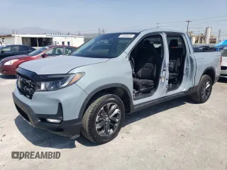 2024 Honda Ridgeline Sport z VIN 5FPYK3F18RB021179, wystawiony jako Copart lot #55466935 z przebiegiem 8 400 mil mil oraz Szkoda całkowita • Salvage title. Historia ofert i sprzedaży dostępna na DreamBid. Obrazek 1.