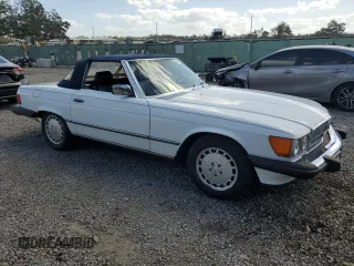 1986 Mercedes-Benz 560 with VIN WDBBA48D6GA045743, listed as a Copart auction lot 78776564 with 116,013 mi miles and Salvage Title. Bid and sale history available at carsss.com. Image 4.