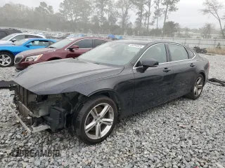 2018 Volvo S90 Momentum with VIN LVY982AK6JP039821, listed as a Copart auction lot 49254825 with 145,811 mi miles and Salvage Title. Bid and sale history available at carsss.com. Image 1.