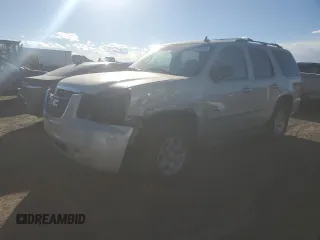 2008 GMC Yukon SLT w/4SB with VIN 1GKFC130X8R182451, listed as a Copart auction lot 42190945 with 252,407 mi miles and Non Repairable. Bid and sale history available at carsss.com. Image 1.