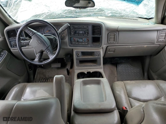 2006 Chevrolet Silverado 2500HD Work Truck with VIN 1GCHK23276F103606, listed as a Copart auction lot 71960354 with 83,830 mi miles and Salvage Title. Bid and sale history available at carsss.com. Image 8.