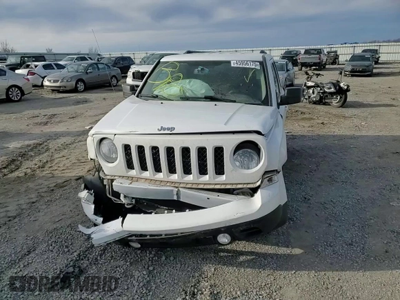 2016 Jeep Patriot Sport z VIN 1C4NJPBA0GD641413, wystawiony jako Copart lot #45956175 z przebiegiem 115 972 mil mil oraz Szkody całkowita. Historia ofert i sprzedaży dostępna na DreamBid. Obrazek 11.