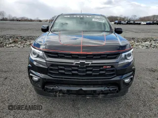 2022 Chevrolet Colorado 4WD Z71 z VIN 1GCGTDEN8N1330939, wystawiony jako Copart lot #47436595 z przebiegiem 26 579 mil mil oraz Szkoda całkowita • Salvage title. Historia ofert i sprzedaży dostępna na DreamBid. Obrazek 5.