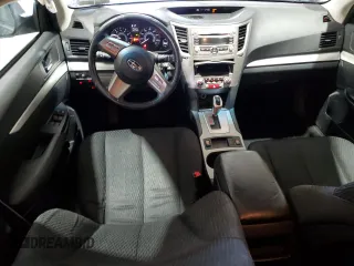 2010 Subaru Outback Premium All-Weather Anniversary z VIN 4S4BRBCC5A3371294, wystawiony jako Copart lot #54574635 z przebiegiem 131 739 mil mil oraz Szkoda całkowita • Salvage title. Historia ofert i sprzedaży dostępna na DreamBid. Obrazek 8.