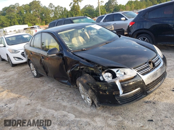2010 Volkswagen Jetta SEL with VIN 3VWRX7AJ7AM135989, listed as a IAAI auction lot 42436903 with 188,975 mi miles and . Bid and sale history available at DreamBid. Image 1.