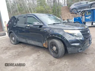 2013 Ford Police Interceptor Utility z VIN 1FM5K8AR1DGA51575, wystawiony jako IAAI lot #41929783 z przebiegiem Nie podano mil oraz . Historia ofert i sprzedaży dostępna na DreamBid. Obrazek 1.