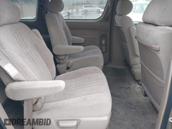 2000 Toyota Sienna LE with VIN 4T3ZF13C5YU315823, listed as a IAAI auction lot 42232438 with 248,010 mi miles and . Bid and sale history available at DreamBid. Image 8.