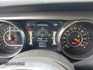 2020 Jeep Gladiator Overland with VIN 1C6HJTFG8LL166086, listed as a IAAI auction lot 42016222 with 102,232 mi miles and . Bid and sale history available at DreamBid. Image 7.