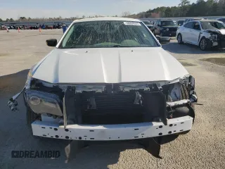 2018 Chrysler 300 Touring with VIN 2C3CCAAG8JH264400, listed as a Copart auction lot 48004555 with 93,841 mi miles and Salvage Title. Bid and sale history available at carsss.com. Image 5.
