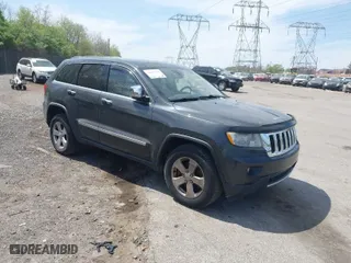 2011 Jeep Grand Cherokee Limited with VIN 1J4RR5GT4BC631789, listed as a IAAI auction lot 42088795 with 115,494 mi miles. Bid and sale history available at carsss.com. Image 1.