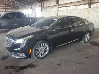 2019 Cadillac XTS Luxury z VIN 2G61M5S36K9122743, wystawiony jako Copart lot #58826385 z przebiegiem 141 919 mil mil oraz Czysty tytuł • Clean title. Historia ofert i sprzedaży dostępna na DreamBid. Obrazek 1.