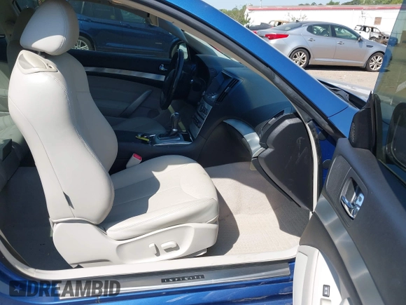 2013 Infiniti G37 x with VIN JN1CV6EL3DM982936, listed as a IAAI auction lot 42048819 with 111,059 mi miles and . Bid and sale history available at carsss.com. Image 5.