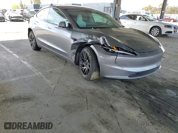 2025 Tesla Model 3 Long Range z VIN 5YJ3E1EA5SF920183, wystawiony jako Copart lot #51593705 z przebiegiem 2 224 mil mil oraz Szkoda całkowita • Salvage title. Historia ofert i sprzedaży dostępna na DreamBid. Obrazek 11.