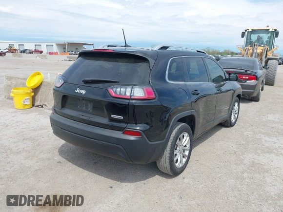 2019 Jeep Cherokee Latitude with VIN 1C4PJLCBXKD284954, listed as a IAAI auction lot 41877944 with 134,931 mi miles. Bid and sale history available at carsss.com. Image 4.