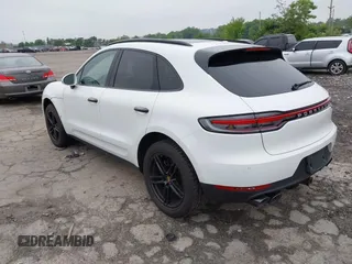 2020 Porsche Macan with VIN WP1AA2A50LLB05839, listed as a IAAI auction lot 42488259 with 62,447 mi miles and . Bid and sale history available at DreamBid. Image 3.