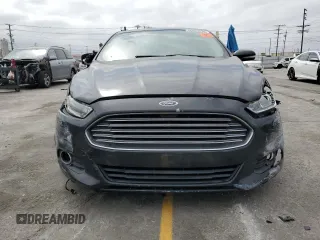 2015 Ford Fusion SE with VIN 3FA6P0HD2FR138375, listed as a Copart auction lot 56060235 with 133,126 mi miles and Salvage Title. Bid and sale history available at DreamBid. Image 5.