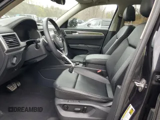2019 Volkswagen Atlas SEL R-Line с VIN 1V2RR2CA0KC587720, выставлен на аукционе Copart как лот 52920725 с пробегом 61 001 миль миль и Списание • Salvage title. История ставок и продаж доступна на DreamBid. Изображение 7.