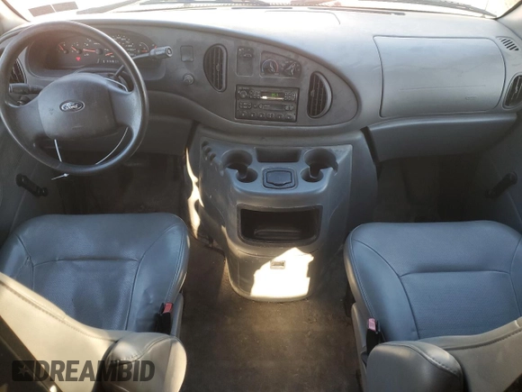 2004 Ford Econoline Cargo with VIN 1FTRE14W94HA14063, listed as a Copart auction lot 45966115 with 174,188 mi miles and Salvage Title. Bid and sale history available at carsss.com. Image 8.