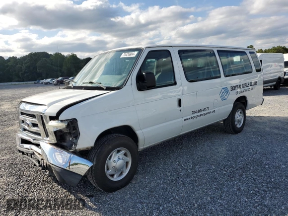 2012 Ford Econoline Passenger XL with VIN 1FBSS3BL1CDA04393, listed as a Copart auction lot 70426984 with 113,326 mi miles and Salvage Title. Bid and sale history available at DreamBid. Image 1.
