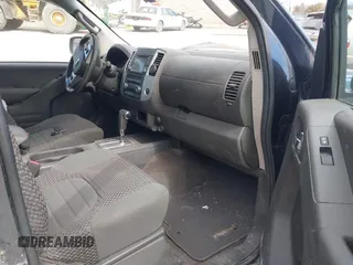 2015 Nissan Frontier SV with VIN 1N6AD0CW5FN758076, listed as a IAAI auction lot 41990940 with 141,517 mi miles and . Bid and sale history available at DreamBid. Image 5.