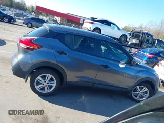 2020 Nissan Kicks S z VIN 3N1CP5BV7LL557951, wystawiony jako IAAI lot #41859008 z przebiegiem 46 566 mil mil oraz . Historia ofert i sprzedaży dostępna na DreamBid. Obrazek 14.