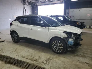 2024 Nissan Kicks SV z VIN 3N1CP5CV2RL480221, wystawiony jako Copart lot #54887565 z przebiegiem 3 503 mil mil oraz Szkoda całkowita • Salvage title. Historia ofert i sprzedaży dostępna na DreamBid. Obrazek 4.