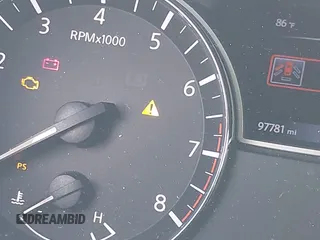 2017 Nissan Altima SL z VIN 1N4AL3AP0HC112371, wystawiony jako IAAI lot #42185520 z przebiegiem 97 781 mil mil oraz . Historia ofert i sprzedaży dostępna na DreamBid. Obrazek 15.